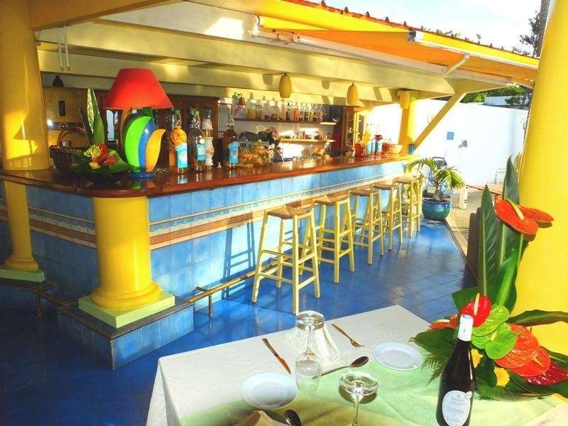 Le Nautile Beachfront Saint-Gilles-les-Bains Restaurante foto